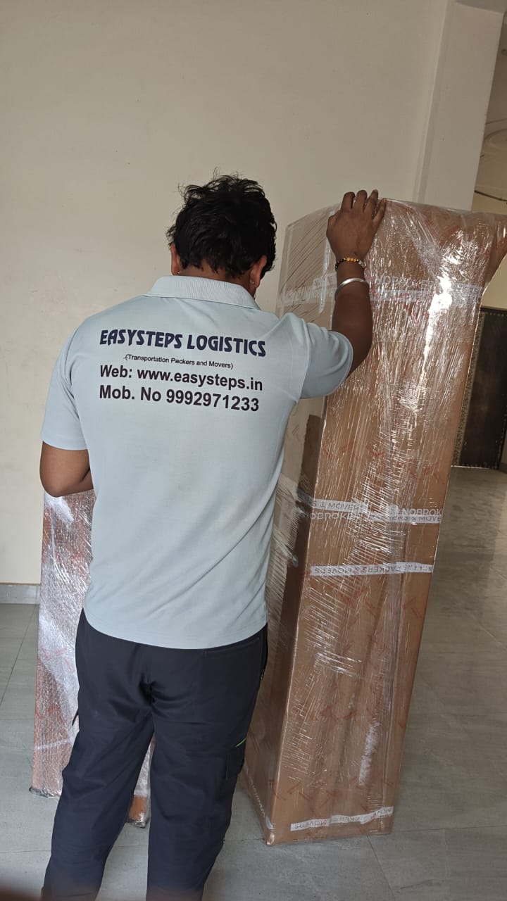 GPS tracked vehicle delivery at destination